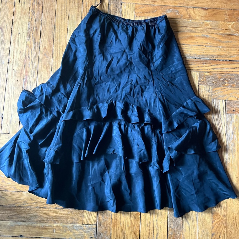 Sundance Ruffled black skirt